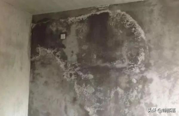 農村自建房牆體為啥會起皮掉落？如何避免和解決，2個解決方法