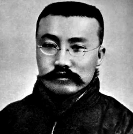 李大釗結婚時剛10歲，妻子也只有15歲，兩人是怎麼過來的