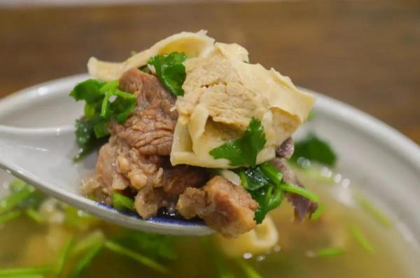 國內最坑遊客的十條美食街，你踩坑了嗎？