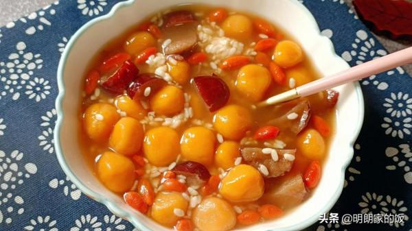 三口之家的一餐:蒸排骨、燉酥肉、醪糟小湯圓,太滿足了 三口之家的一餐:蒸排骨、燉酥肉、醪糟小湯圓,太滿足了