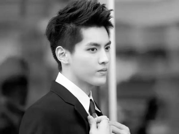 2021年娛樂圈怎麼了… 2021年娛樂圈怎麼了…