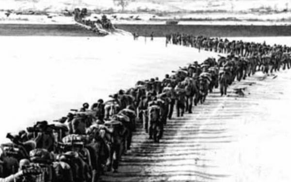 26萬志願軍渡過鴨綠江，美國只發現5萬人，志願軍如何瞞天過海？