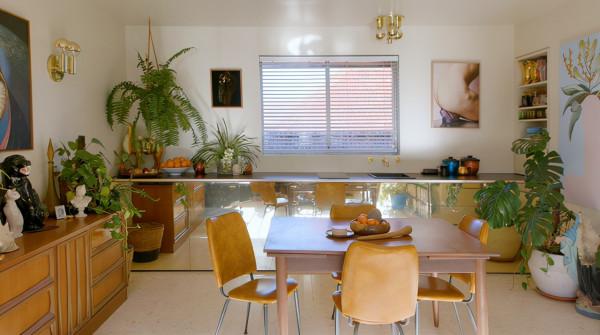 90後買下49㎡小宅,硬是裝出兩房一廳,過上詩與遠方的生活 90後買下49㎡小宅,硬是裝出兩房一廳,過上詩與遠方的生活