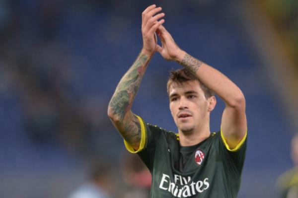 早上6點!AC米蘭下達逐客令,內斯塔接班人近乎離隊,2大下家浮現 早上6點!AC米蘭下達逐客令,內斯塔接班人近乎離隊,2大下家浮現