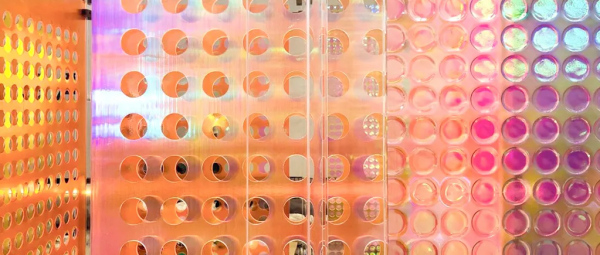 建築材料之樹脂玻璃