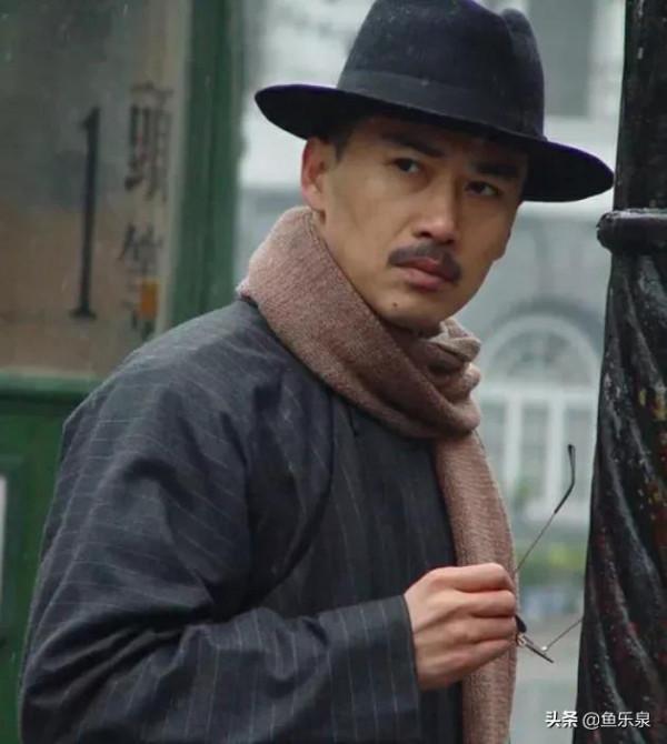 同樣優秀不同命運：《暗算》獲獎若干，《風箏》得“髒菸灰缸獎”