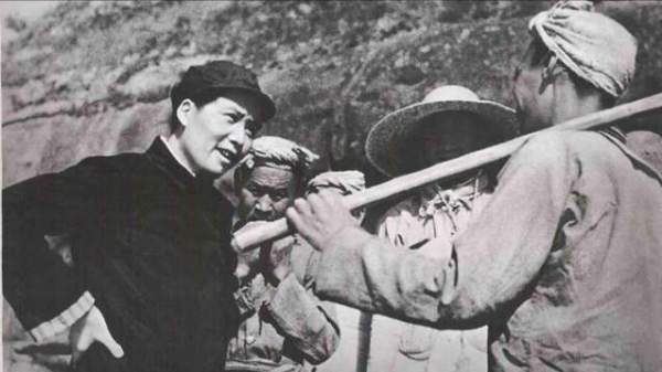 百艘軍艦硬闖中國,毛主席警告多次無果,隨後一聲令下直接開炮 百艘軍艦硬闖中國,毛主席警告多次無果,隨後一聲令下直接開炮