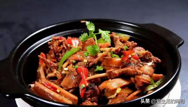 元旦親友聚餐，湖北老鄉學起來，6菜1湯家鄉味吃起來，團圓過新年