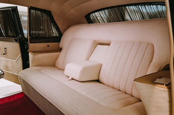 紅旗CA72，東方豪華起源