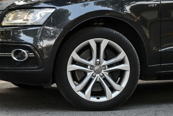 零百5秒出頭的全能好手,二手奧迪SQ5不好惹 零百5秒出頭的全能好手,二手奧迪SQ5不好惹