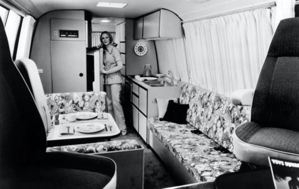 半個世紀前的房車長什麼樣子? 半個世紀前的房車長什麼樣子?