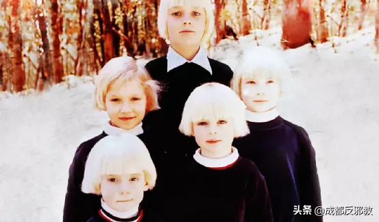 澳大利亞女子收養28個孩子，卻用毒品對他們進行控制！