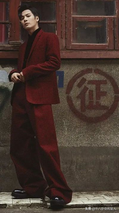 看著高,實際矮!8位男星身高迷惑,合照踮腳就輸了 看著高,實際矮!8位男星身高迷惑,合照踮腳就輸了