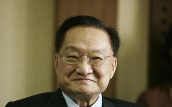 金庸前妻朱玫：事業上的女強人，婚姻中的失意者，生四孩敗給小三