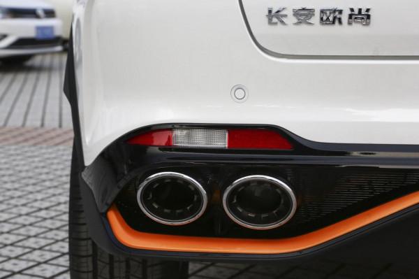 自駕遊開長安歐尚X5就行，動力充沛、油耗經濟、空間寬裕