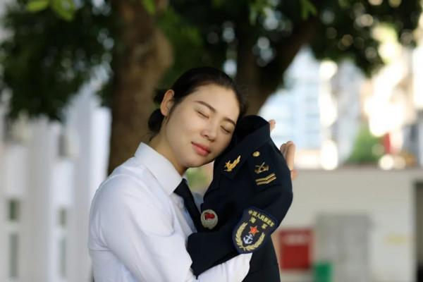 老班長們要退伍了