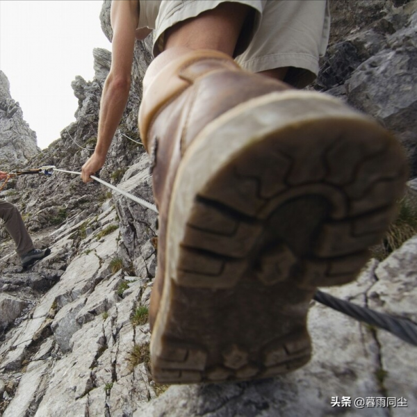 衡量徒步鞋、登山靴優劣的10大指標,揹包客、戶外工作者必備常識 衡量徒步鞋、登山靴優劣的10大指標,揹包客、戶外工作者必備常識