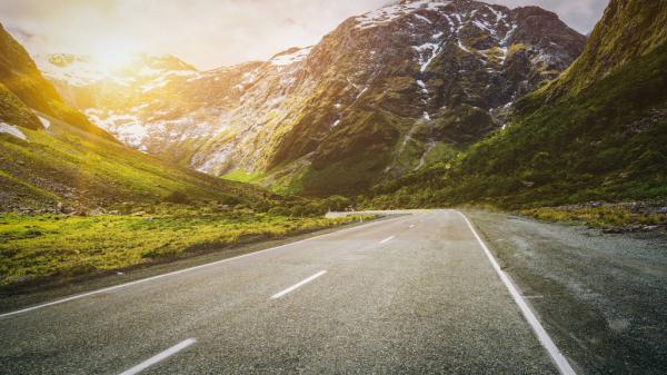 中國最長的十條國道！G318東西直達，G219堪稱國境線上的國道