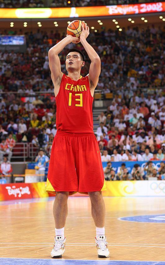 擁有18名NBA球員，卻17年沒贏過球！這叫世界強隊？