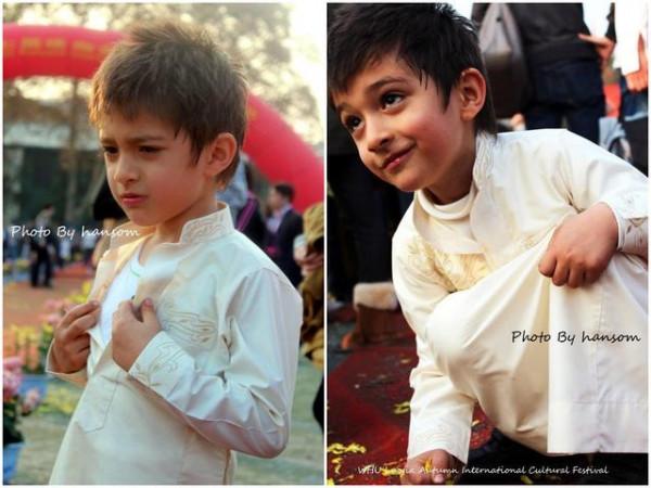 迪拜4個月小王子小公主露面,被71歲爺爺抱懷中,母親卻不能上鏡 迪拜4個月小王子小公主露面,被71歲爺爺抱懷中,母親卻不能上鏡