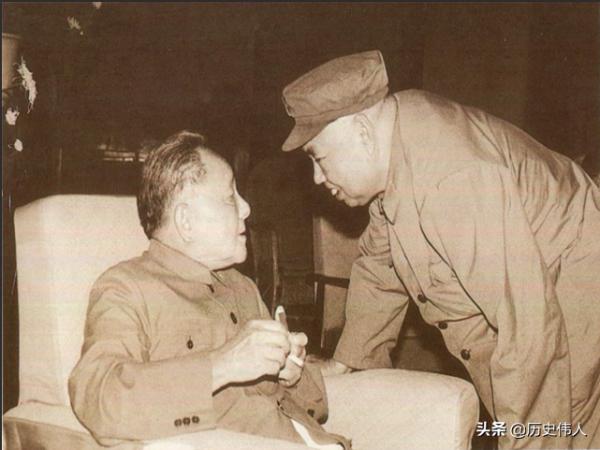 57年許世友回鄉探母，路上和秘書說：咱們動靜小點，我沒告訴老孃