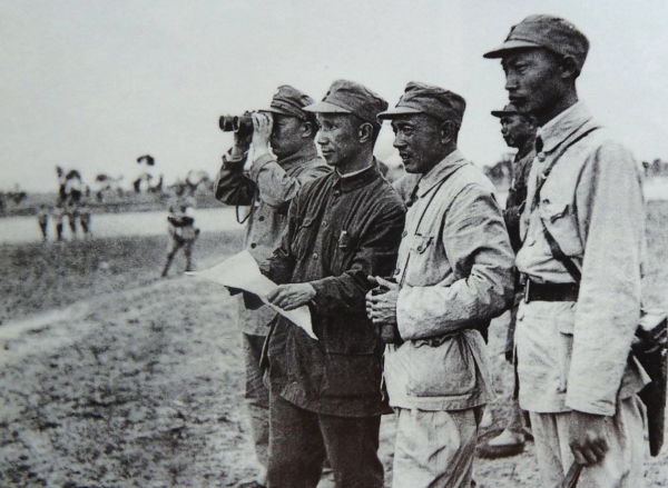 1947年孟良崮戰役前,許世友對粟裕耍脾氣,戰後慶功陳毅功過分明 1947年孟良崮戰役前,許世友對粟裕耍脾氣,戰後慶功陳毅功過分明