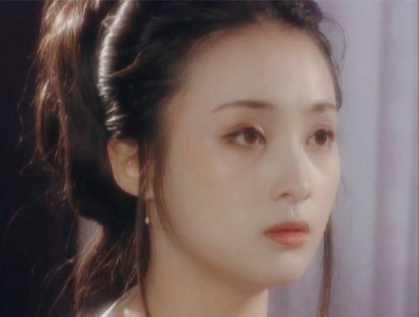 當4位內地大美人，遇到港臺經典女神，顏值差距就出來了