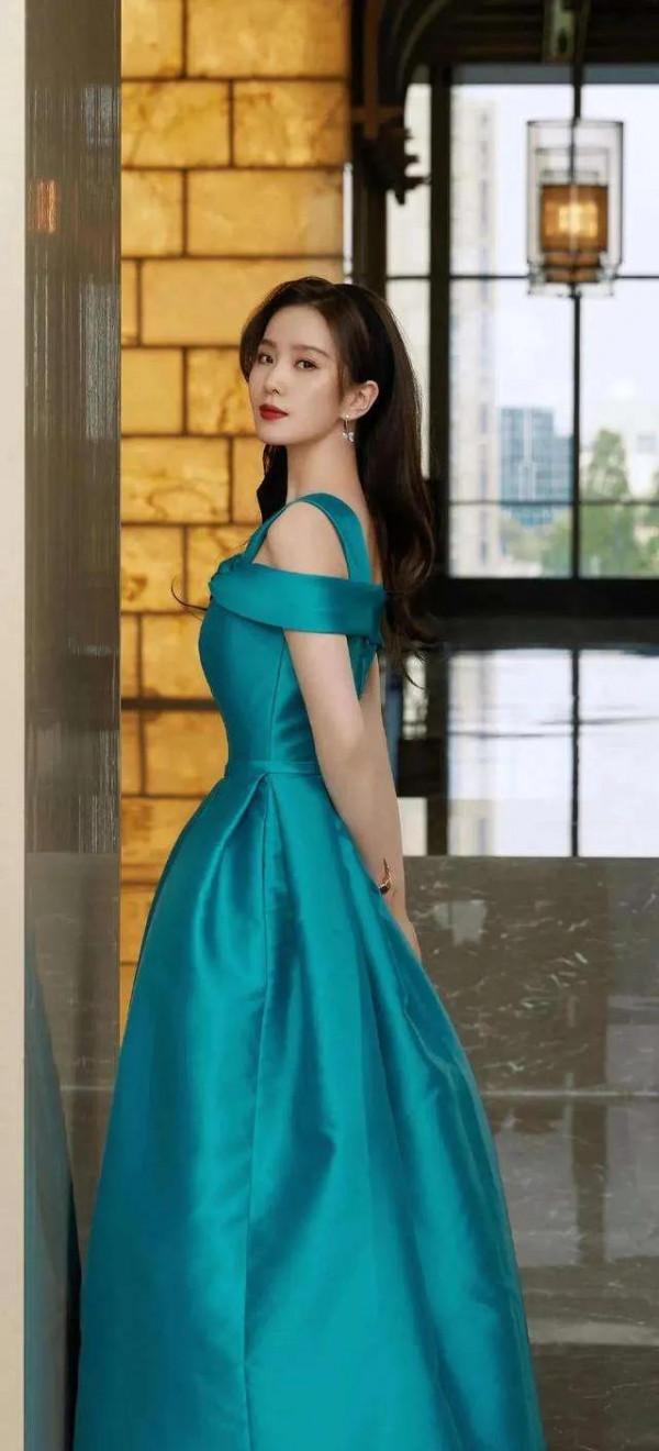 劉詩詩美圖集|劉詩詩讓我知道,原來生活真的可以過成童話的樣子 劉詩詩美圖集|劉詩詩讓我知道,原來生活真的可以過成童話的樣子