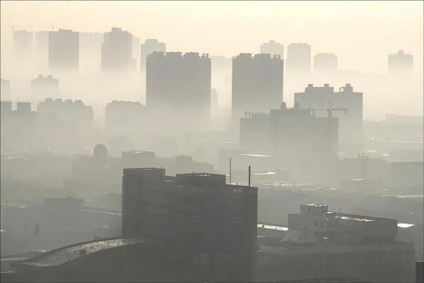 2021年“停工令”來襲，讓低迷的樓市更難，打工人早作準備