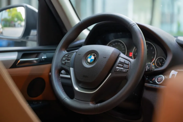 歷史透明的家用SUV，寶馬X3有顏更有料