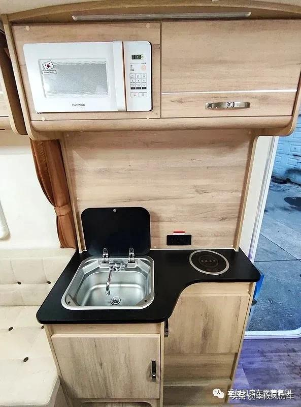 愛旅AL490兩種佈局,5人旅居OR乾溼分離大淋浴間,哪款是你的菜? 愛旅AL490兩種佈局,5人旅居OR乾溼分離大淋浴間,哪款是你的菜?