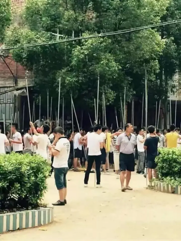 1996年3個月繳槍70萬支，中國是如何從合法持槍到全民禁槍的？