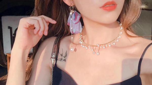女生喜歡的珍珠頸鍊有哪幾款,戴出美麗的天鵝頸,找到適合自己的 女生喜歡的珍珠頸鍊有哪幾款,戴出美麗的天鵝頸,找到適合自己的