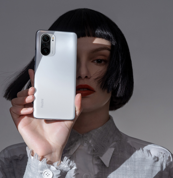 雷軍真捨得，12G+1億+驍龍888，給紅米K50讓路直降1000元