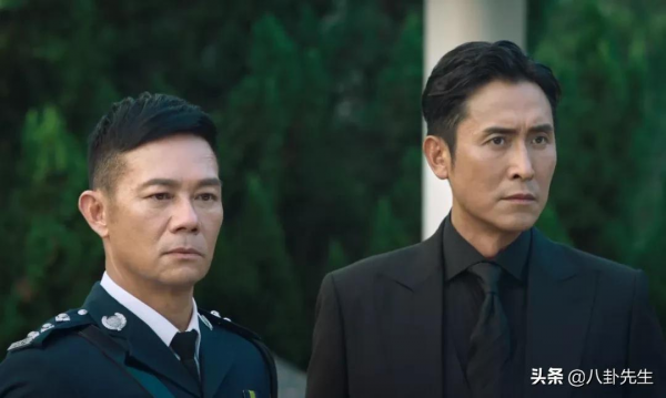 《飛虎之壯志英雄》:用最強大的港劇陣容,拍出最爛的合拍劇 《飛虎之壯志英雄》:用最強大的港劇陣容,拍出最爛的合拍劇