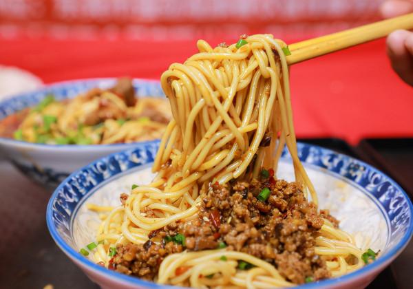 河南人最愛吃的7種麵條，每天換1種，一週7天不重樣，你愛吃哪種