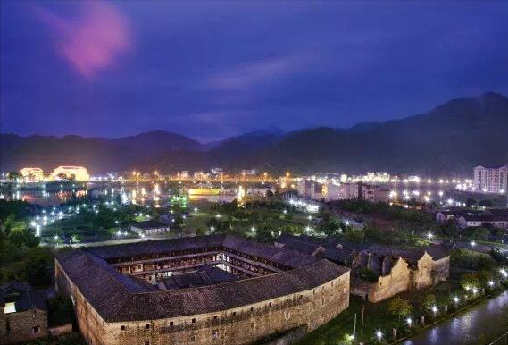 廣東4個由鎮升格的地級市，1市GDP超萬億，1市人口僅有257萬