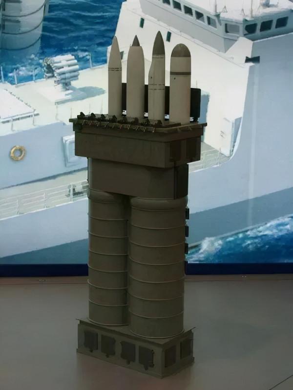 突發大火！俄海軍“給予厚望”的新型護衛艦遭受重創，徹底燒燬