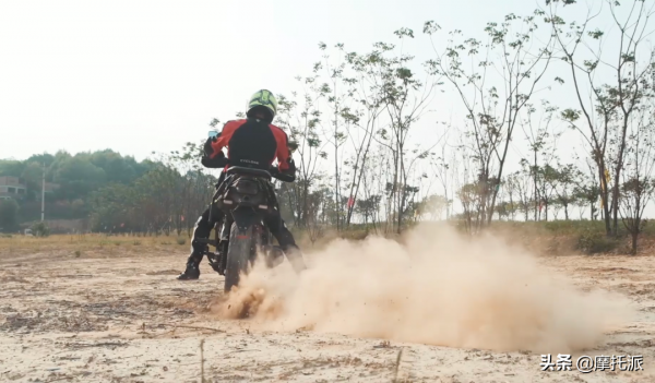 從亮相到量產歷時兩年：賽科龍RX6究竟經歷了什麼