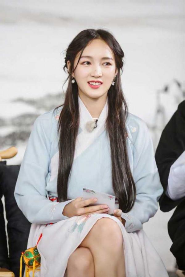 “浪姐”成員現狀:萬茜口碑翻車,寧靜成綜藝咖,黃齡低調出圈 “浪姐”成員現狀:萬茜口碑翻車,寧靜成綜藝咖,黃齡低調出圈