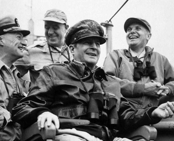 朝鮮戰爭:志願軍和美軍初次相遇,都把對方誤判為“加強版國軍” 朝鮮戰爭:志願軍和美軍初次相遇,都把對方誤判為“加強版國軍”