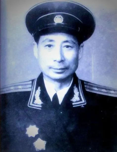 解放海南島：瓊縱兩個團牽制敵人一個軍，並誤導了薛嶽的決策