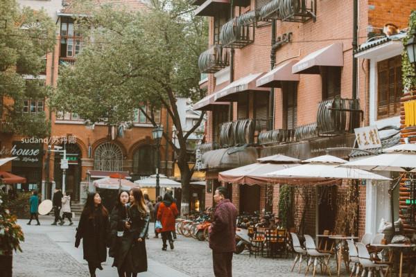 武漢的這座火車站堪稱“中國第一”,站前街道不簡單,曾是租界區 武漢的這座火車站堪稱“中國第一”,站前街道不簡單,曾是租界區