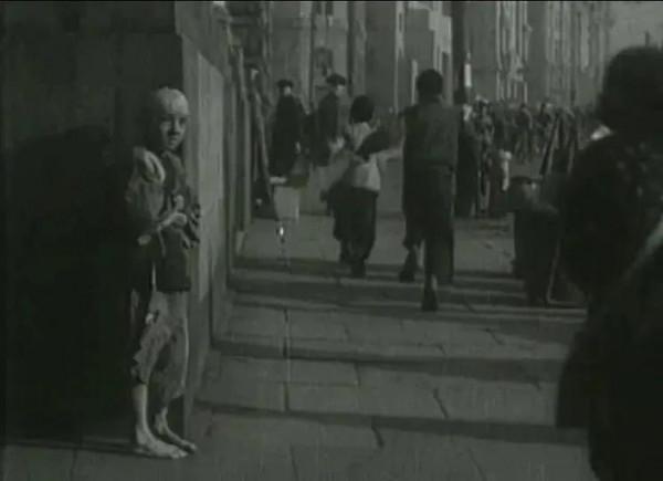 老電影（0466）《三毛流浪記》崑崙影業公司（1949）電影劇照欣賞