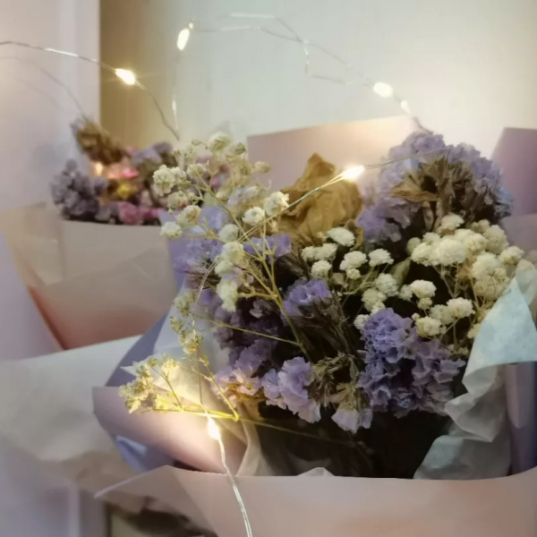 快來看看西希的寢室有多美