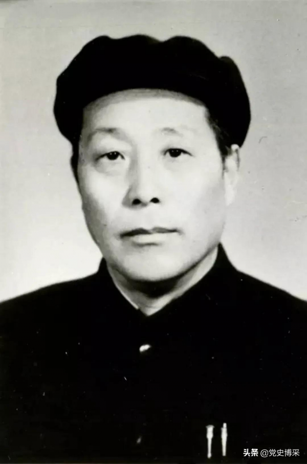 《大浪淘沙》：第一部反映大革命的影片，因分歧周恩來參與審片，解禁後創當時票房最高紀錄