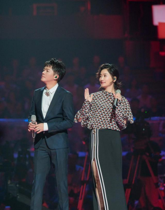 鳳凰傳奇，一個被我們錯怪了20多年的組合，看他們如何創造傳奇