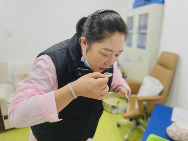 在柏林陽光幼兒園,食材須過五關斬六將 在柏林陽光幼兒園,食材須過五關斬六將