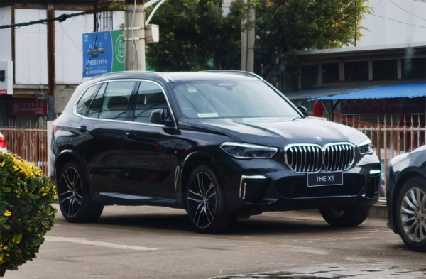 2022燃油車不好賣了？但這幾款全是熱點