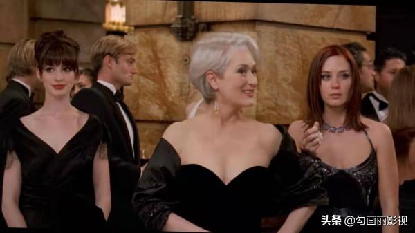 她從土妞到時尚界精英又去當記者,她想幹嘛呢? 她從土妞到時尚界精英又去當記者,她想幹嘛呢?